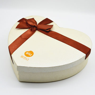 comprare Contenitori di regalo di lusso del cuore online manufacture