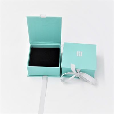 Contenitori di regalo blu dei gioielli del cartone di Crepack EVA Ring Paper Earrping Pendant Box con il nastro